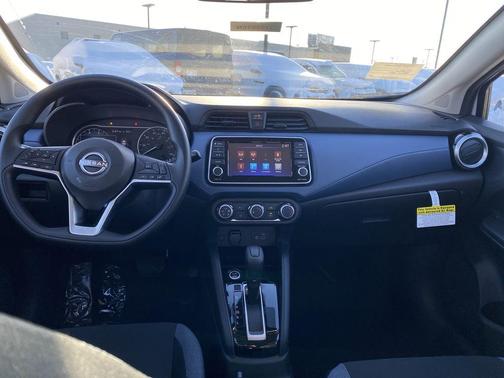 2025 Nissan Versa 1.6 SV