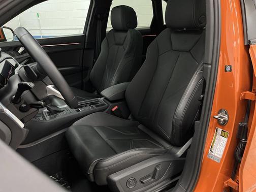 2024 Audi Q3 45 S line Premium Plus