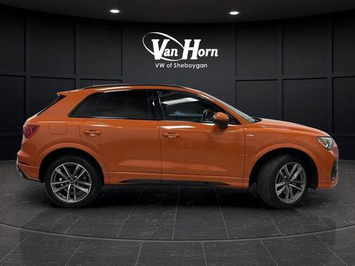 2024 Audi Q3 45 S line Premium Plus