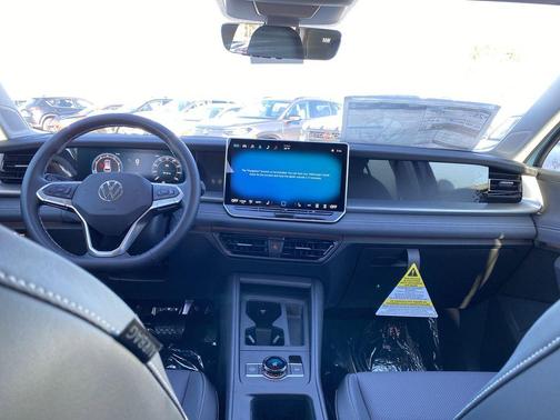 2025 Volkswagen Tiguan 2.0T SE 4MOTION