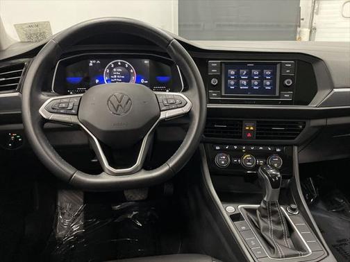 2023 Volkswagen Jetta 1.5T SE