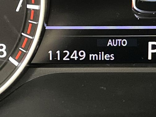 2024 Nissan Pathfinder SV 4WD