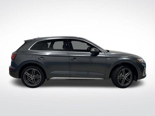 2022 Audi Q5 55 S line Premium Plus