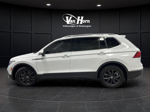 Pure White 2024 Volkswagen Tiguan 2.0T SE 4MOTION