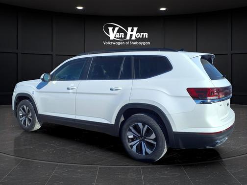 2026 Volkswagen Atlas 2.0T SE w/Technology 4MOTION