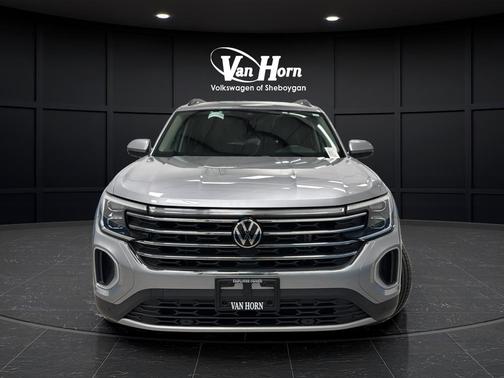 Silver Mist Metallic 2024 Volkswagen Atlas 2.0T SE w/Technology 4MOTION