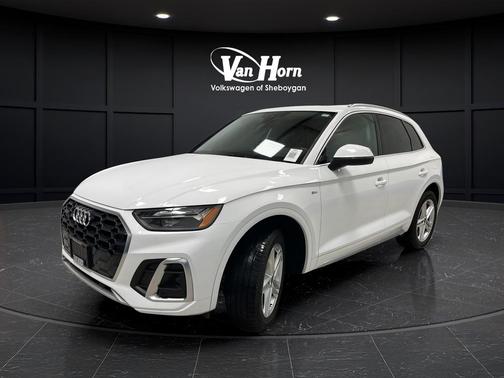 Ibis White 2022 Audi Q5 55 S line Premium