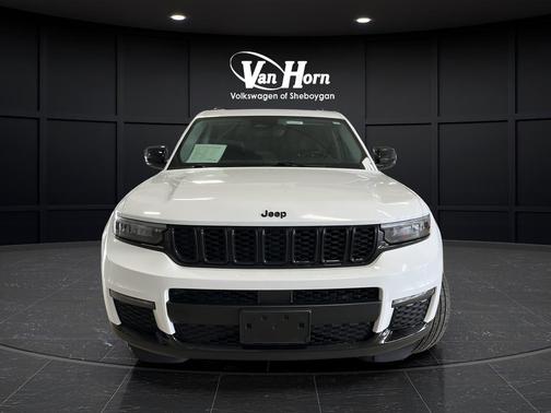 Bright White Clearcoat 2022 Jeep Grand Cherokee L Limited