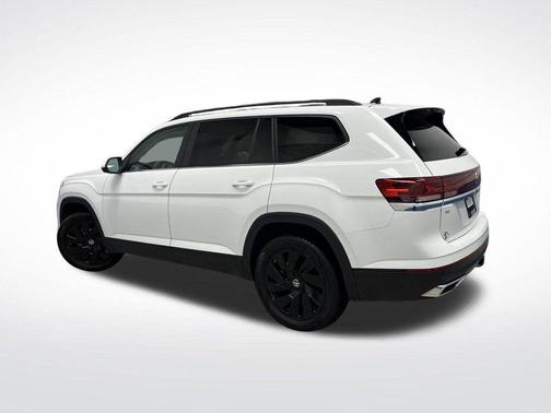 2024 Volkswagen Atlas 2.0T SE w/Technology 4MOTION