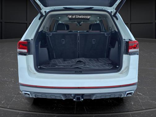 2024 Volkswagen Atlas 2.0T SE w/Technology 4MOTION