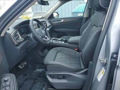 2025 Volkswagen Atlas 2.0T SEL Premium R-Line 4MOTION