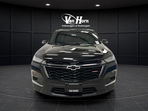 Mosaic Black Metallic 2023 Chevrolet Traverse RS
