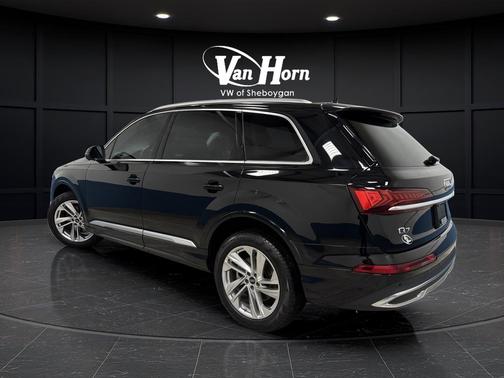 2023 Audi Q7 55 Premium Plus