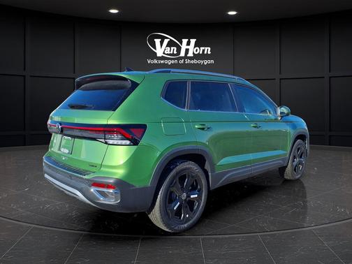 2025 Volkswagen Taos 1.5T SEL