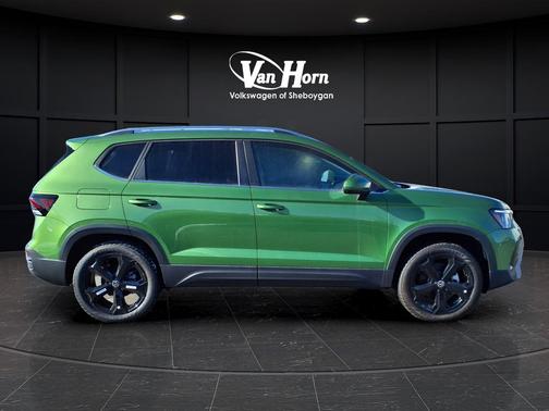 2025 Volkswagen Taos 1.5T SEL