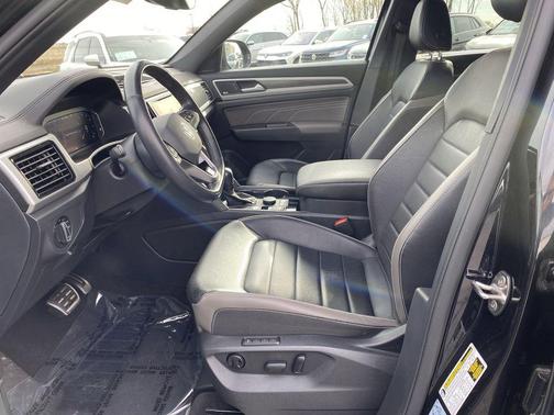 2021 Volkswagen Atlas Cross Sport 3.6L V6 SEL Premium R-Line