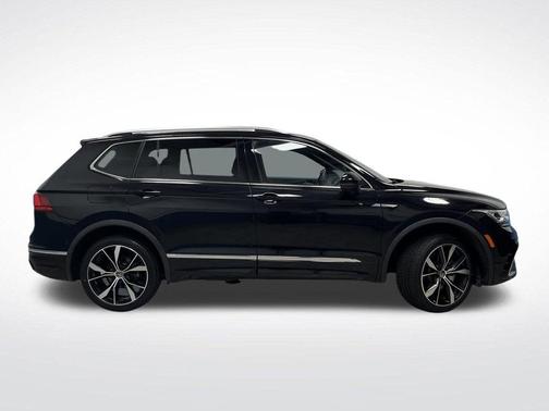 2022 Volkswagen Tiguan 2.0T SEL R-Line 4MOTION
