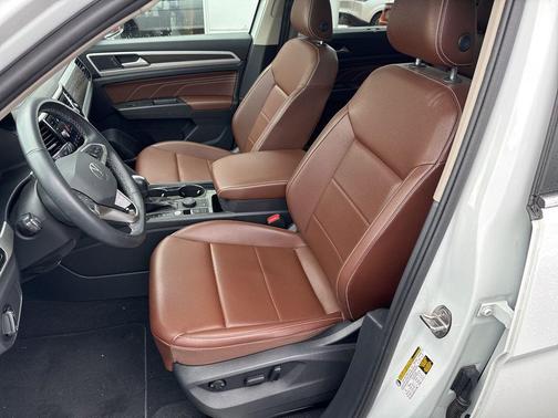 2022 Volkswagen Atlas 3.6L SE w/Technology