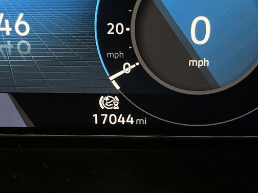 2024 Volkswagen Atlas 2.0T SE w/Technology 4MOTION