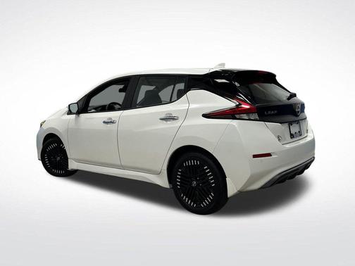 2025 Nissan Leaf SV PLUS
