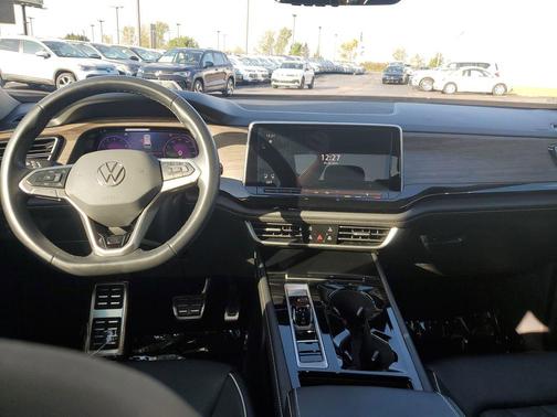 2024 Volkswagen Atlas 2.0T SEL Premium R-Line 4MOTION