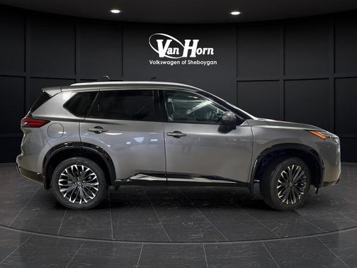 Gun Metallic 2026 Nissan Rogue Platinum