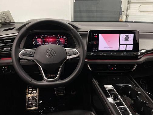 2024 Volkswagen Atlas 2.0T SE w/Technology 4MOTION