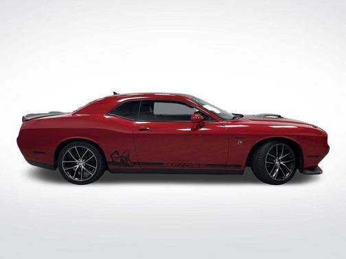 2016 Dodge Challenger R/T Scat Pack