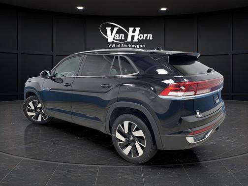 2025 Volkswagen Atlas Cross Sport 2.0T SE w/Technology 4MOTION