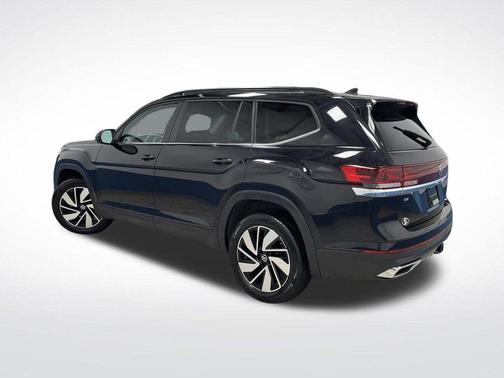 2025 Volkswagen Atlas 2.0T SE w/Technology 4MOTION