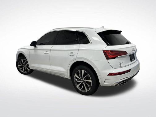 2023 Audi Q5 45 S line Premium