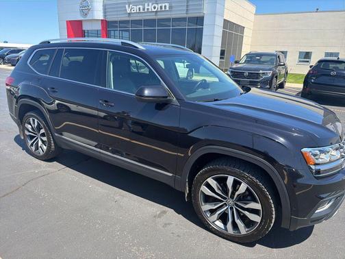 Deep Black Pearl 2019 Volkswagen Atlas 3.6L SEL Premium