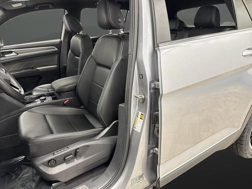 2023 Volkswagen Atlas Cross Sport 3.6L V6 SEL