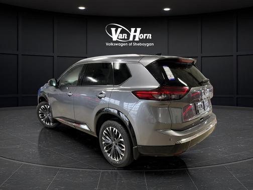Gun Metallic 2026 Nissan Rogue Platinum