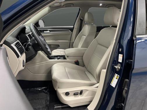 2022 Volkswagen Atlas 3.6L SE w/Technology