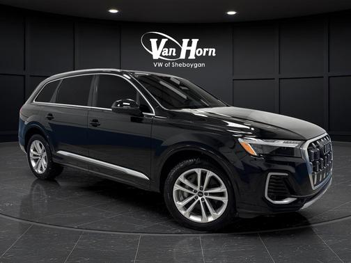 2025 Audi Q7 55 Prestige