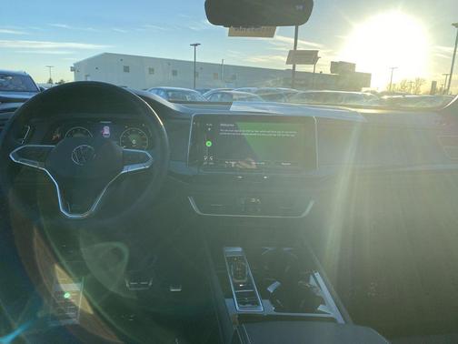 2026 Volkswagen Atlas Cross Sport 2.0T SEL Premium