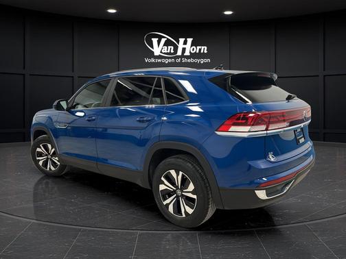2025 Volkswagen Atlas Cross Sport 2.0T SE
