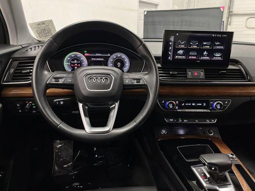 2022 Audi Q5 55 S line Premium