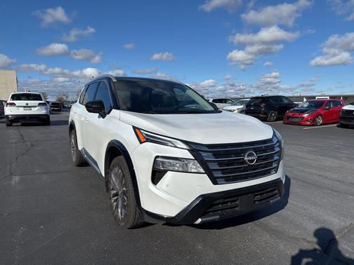 2024 Nissan Rogue Platinum