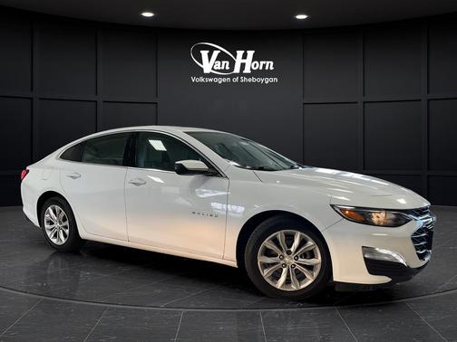 Summit White 2021 Chevrolet Malibu FWD LT
