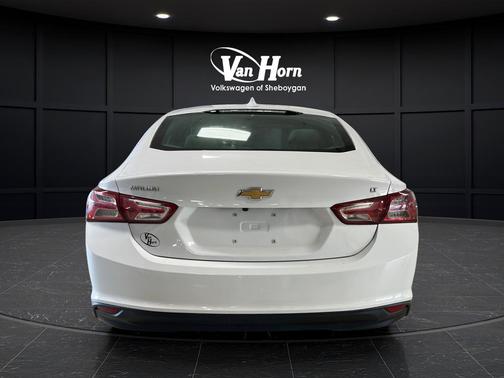 Summit White 2021 Chevrolet Malibu FWD LT