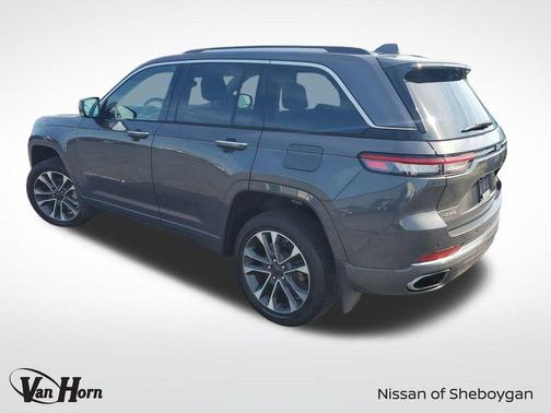 2022 Jeep Grand Cherokee Overland