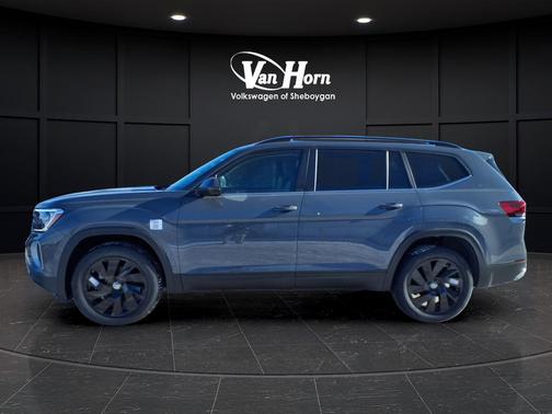 ure Gray 2026 Volkswagen Atlas 2.0T SE w/Technology 4MOTION