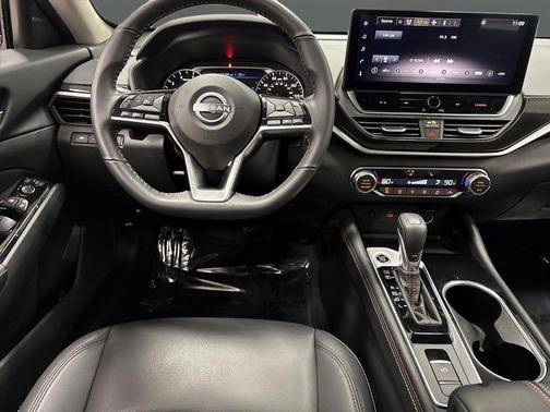 2025 Nissan Altima SR AWD