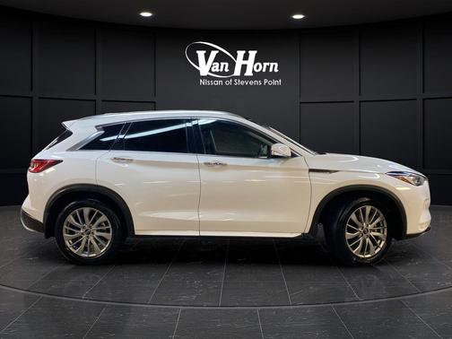 Lunar White 2025 INFINITI QX50 Luxe AWD