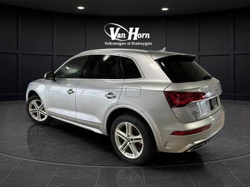 Florett Silver Metallic 2024 Audi Q5 55 S line Premium Plus
