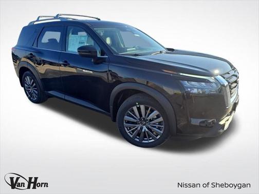 2025 Nissan Pathfinder SL 4WD