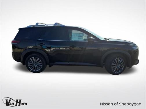 2025 Nissan Pathfinder SL 4WD