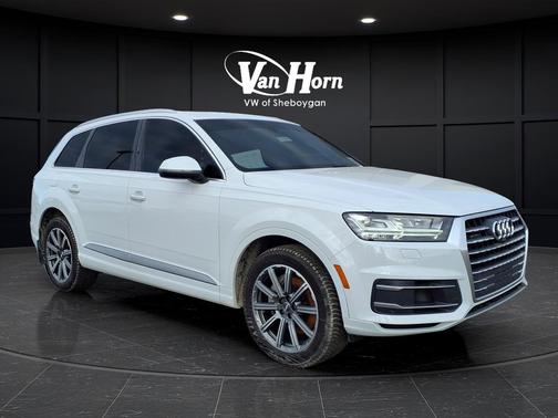 2019 Audi Q7 55 Premium Plus